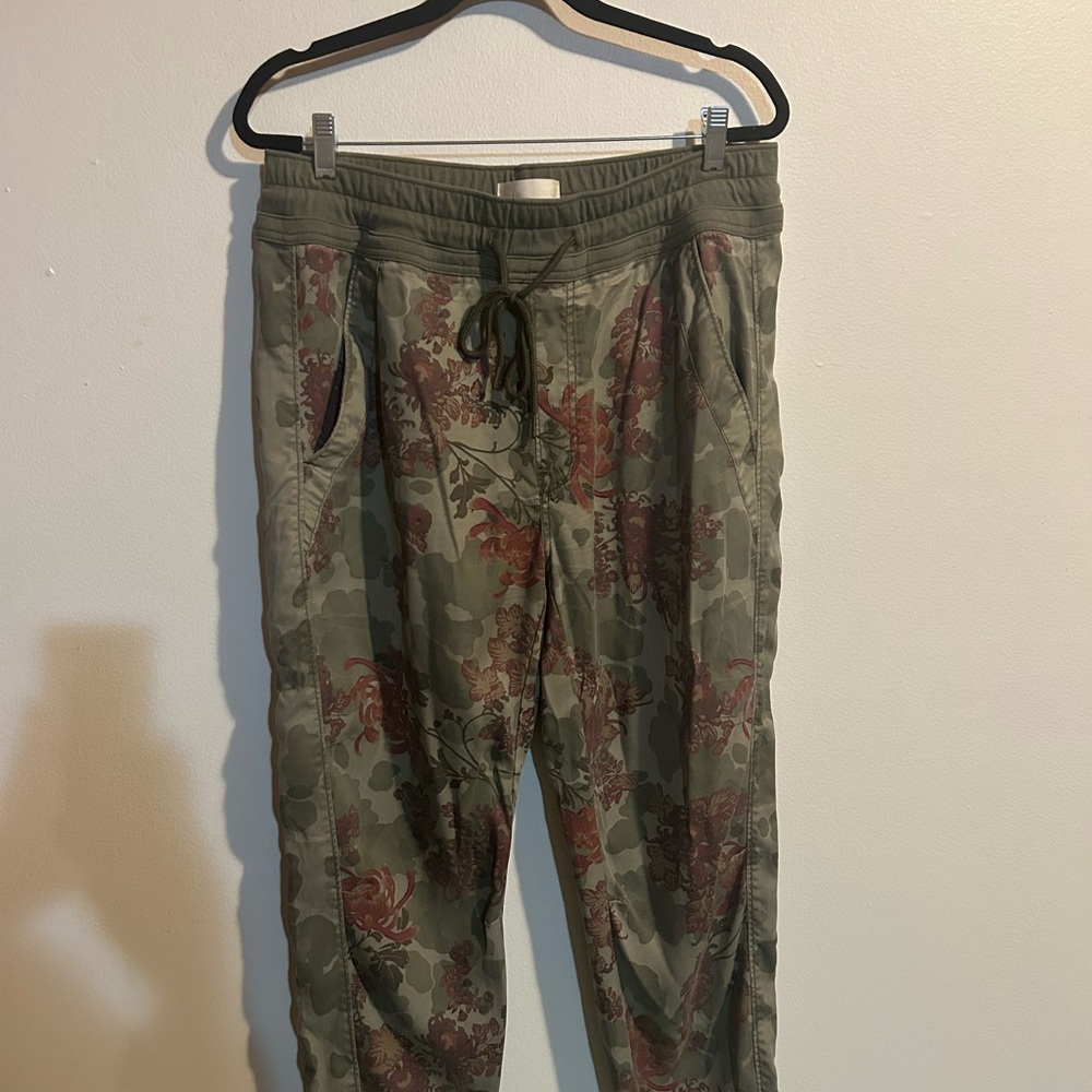 Anthropologie Green Joggers Relaxed Fit